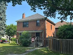 27 Westgate Boulevard, Toronto, ON M3H 1N8