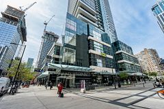 388 Yonge Street 7105, Toronto, ON M5B 0A4