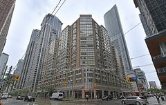711 Bay Street 1113, Toronto, ON M5G 2J8