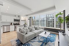 50 Camden Street 707, Toronto, ON M5V 3N1
