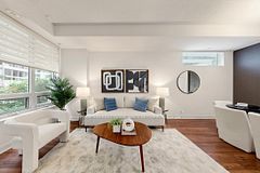 88 Sheppard Avenue E Th17, Toronto, ON M2N 0G9