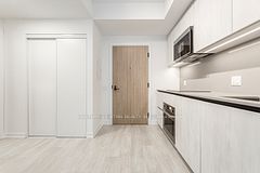 35 Parliament Street 816, Toronto, ON M5A 0Z5