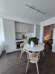 88 Queen Street E 3215, Toronto, ON M5C 0B6