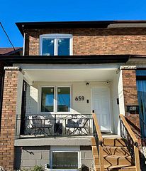 659 Vaughan Road 2, Toronto, ON M6E 2Y4