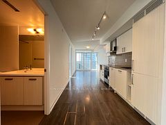 125 Redpath Avenue 2305, Toronto, ON M4S 0B5