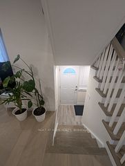 6 Broadpath Road, Toronto, ON M3C 2B5