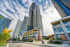 95 Mcmahon Drive 506, Toronto, ON M2K 0H1