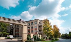 15 Rean Drive 302, Toronto, ON M2K 0A7