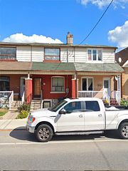 285 Oakwood Avenue 2, Toronto, ON M6E 2V3