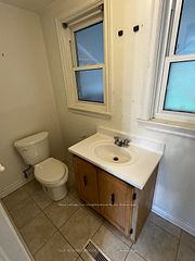 105 Poyntz Avenue Upper, Toronto, ON M2N 1J3