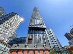 8 Wellesley Street W 5602, Toronto, ON M4Y 0J5