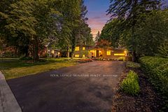 29 Farmcote Road, Toronto, ON M3B 2Z6