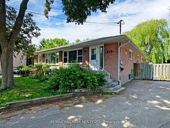 16 Dunboyne Court, Toronto, ON M2R 2B7