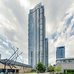 35 Mariner Terrace 3808, Toronto, ON M5V 3V9
