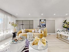 76 Clancy Drive, Toronto, ON M2J 2V8