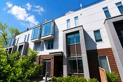 17 Greenbriar Road 7, Toronto, ON M2K 0G7