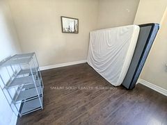 Upper 437 Bathurst Street, Toronto, ON M5T 2S9