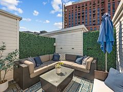 12 Sudbury Street 605, Toronto, ON M6J 3W7