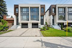 39 Wilmington Avenue, Toronto, ON M3H 5J1