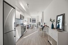 100 Dalhousie Street 4312, Toronto, ON M5B 0C7
