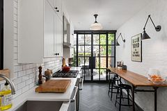 356 Ontario Street, Toronto, ON M5A 2V7