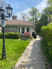3 Donna Court, Toronto, ON M2M 2C9
