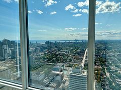 488 University Avenue 4316, Toronto, ON M5G 0C1