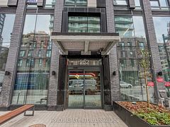 252 Church Street 4709, Toronto, ON M5B 1Z2