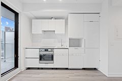 230 Simcoe Street 3113, Toronto, ON M5T 1T4