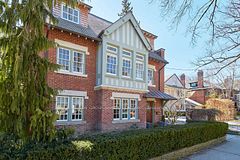 63 Highland Avenue, Toronto, ON M4W 2A2