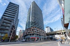 20 Bruyeres Mews 705, Toronto, ON M5V 0G8