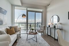 87 Peter Street Ph209, Toronto, ON M5V 0P1