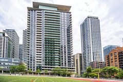 70 Roehampton Avenue 1821, Toronto, ON M4P 1R2