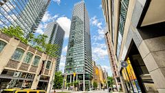 38 Grenville Street 4407, Toronto, ON M4Y 1A5