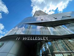 11 Wellesley Street W 2506, Toronto, ON M4Y 0G4