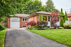 56 Broadlands Boulevard, Toronto, ON M3A 1J3