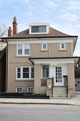 207 Oakwood Avenue, Toronto, ON M6E 2V3