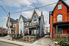 66 Mackenzie Crescent Main Fl, Toronto, ON M6J 1T1