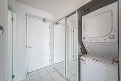 38 Grenville Street 2905, Toronto, ON M4Y 1A5