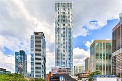 1 Yorkville Avenue 4212, Toronto, ON M4W 1L1