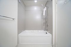 30 Roehampton Avenue 2309, Toronto, ON M4P 0B9