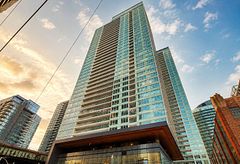 19 Bathurst Street 1502, Toronto, ON M5V 0N2