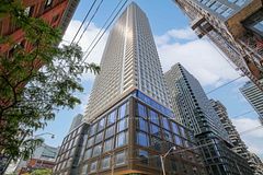 88 Queen Street 901, Toronto, ON M5C 0B6