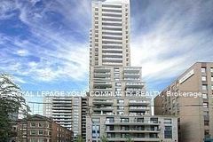 35 Hayden Street 819, Toronto, ON M4Y 3C3