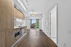 3 Gloucester Street 512, Toronto, ON M4Y 0C6