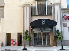 8 Park Road 2513, Toronto, ON M4W 3S5