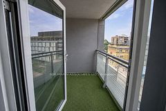 525 Adelaide Street W 614, Toronto, ON M5V 1T6