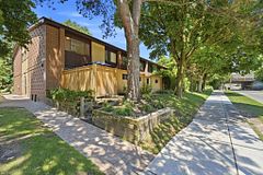 48 Three Valleys Drive 12, Toronto, ON M3A 3B5