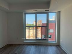 10 Oak Street 409, Toronto, ON M5A 0Z1