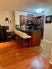 30 Grand Trunk Crescent 1708, Toronto, ON M5J 3A4